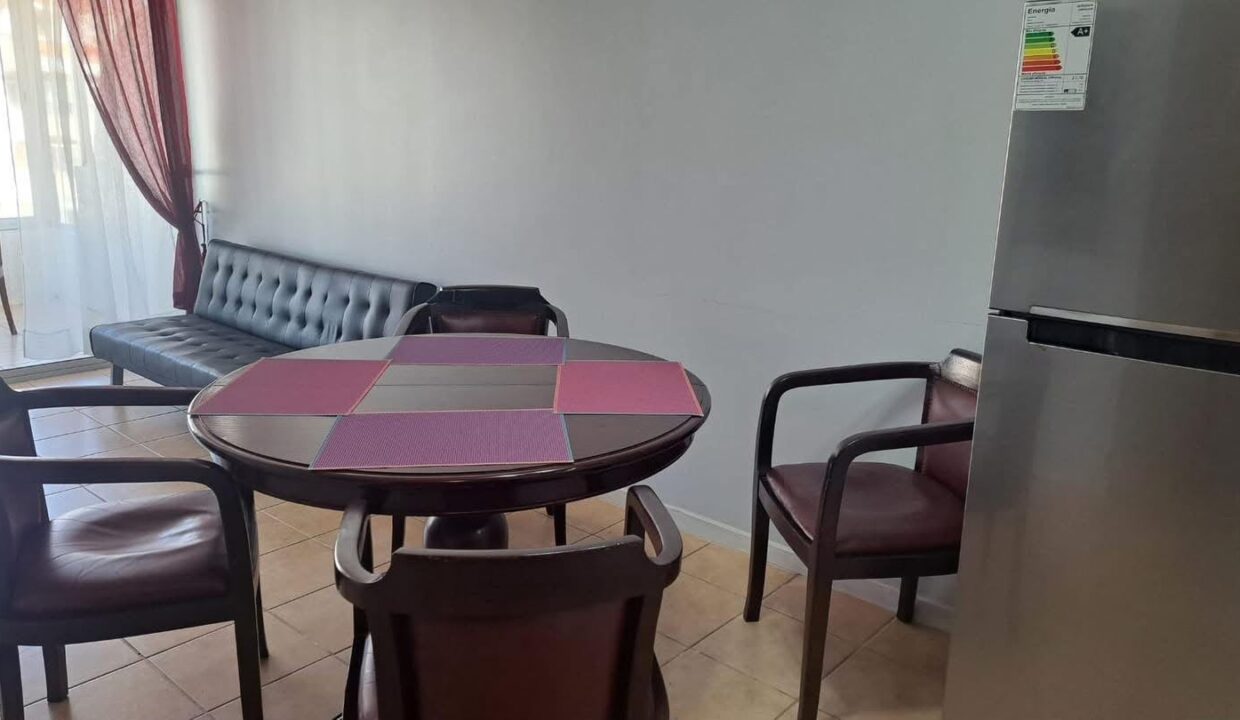 fc5dc8fd-8f05-4a44-b855-596230bbb431